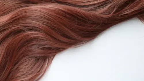 Trendy barvení vlasů 2026: nejmódnější odstíny roku