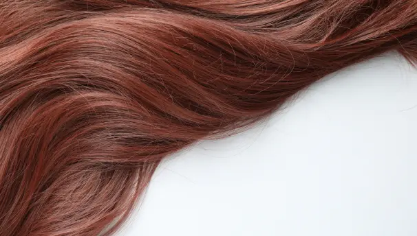 Trendy barvení vlasů 2026: nejmódnější odstíny roku